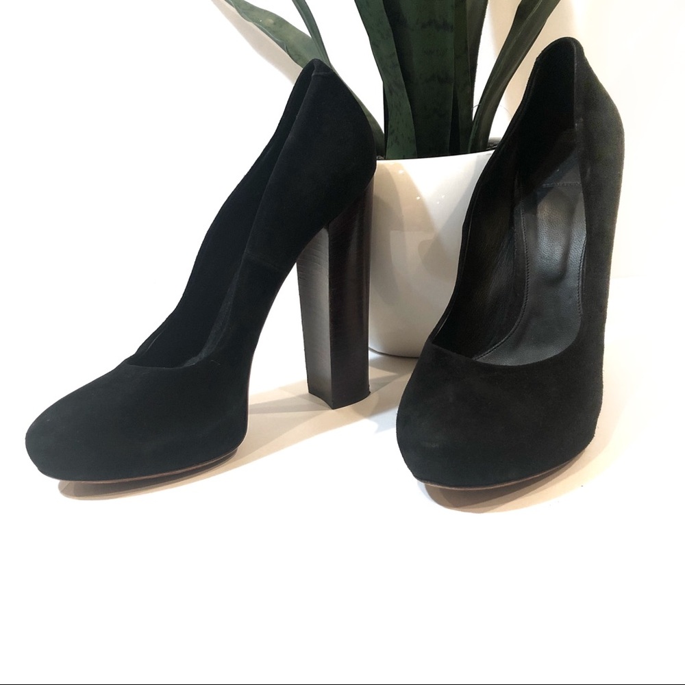Brian Atwood black Petisca stacked heel size 9
